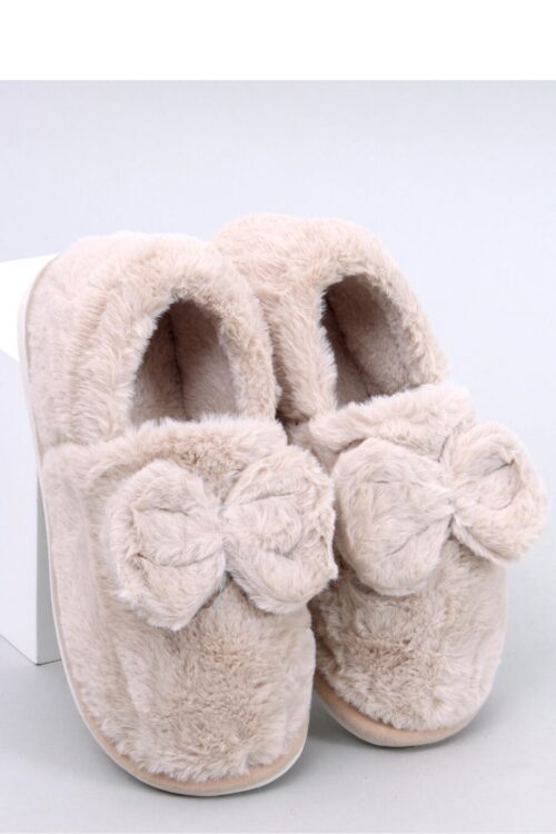 Slippers model 190373 Inello