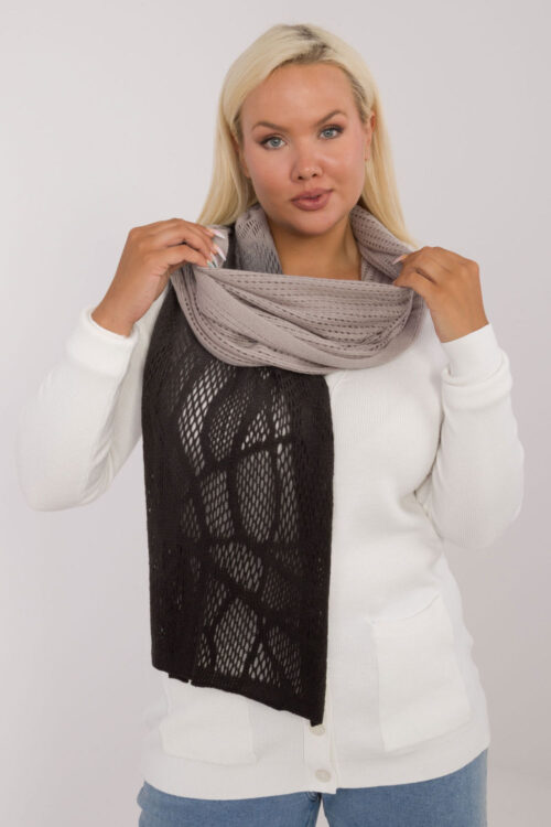 Shawl model 200847 AT