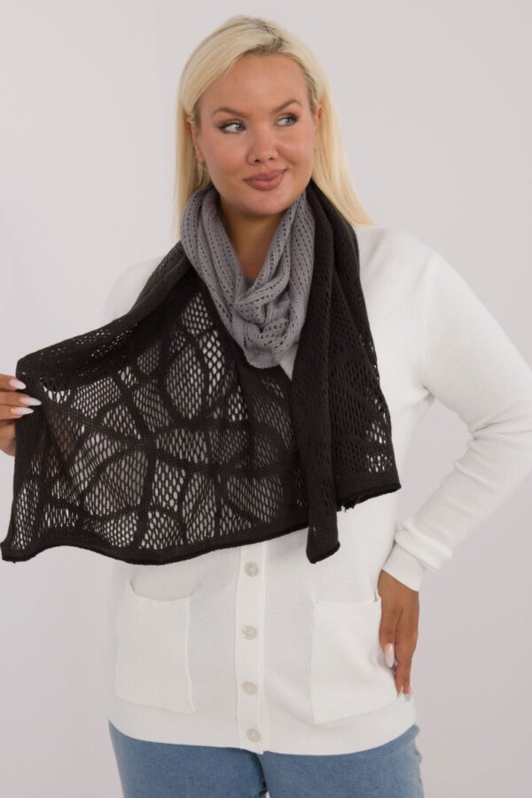 Shawl model 200849 AT