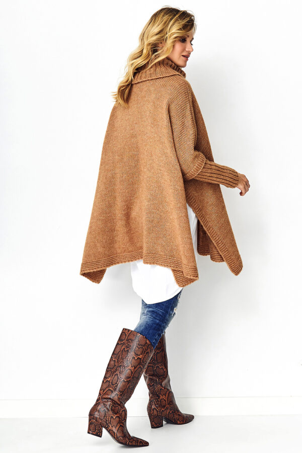 Poncho model 139871 Makadamia - Image 2