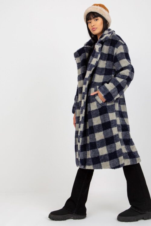 Coat model 171664 EM