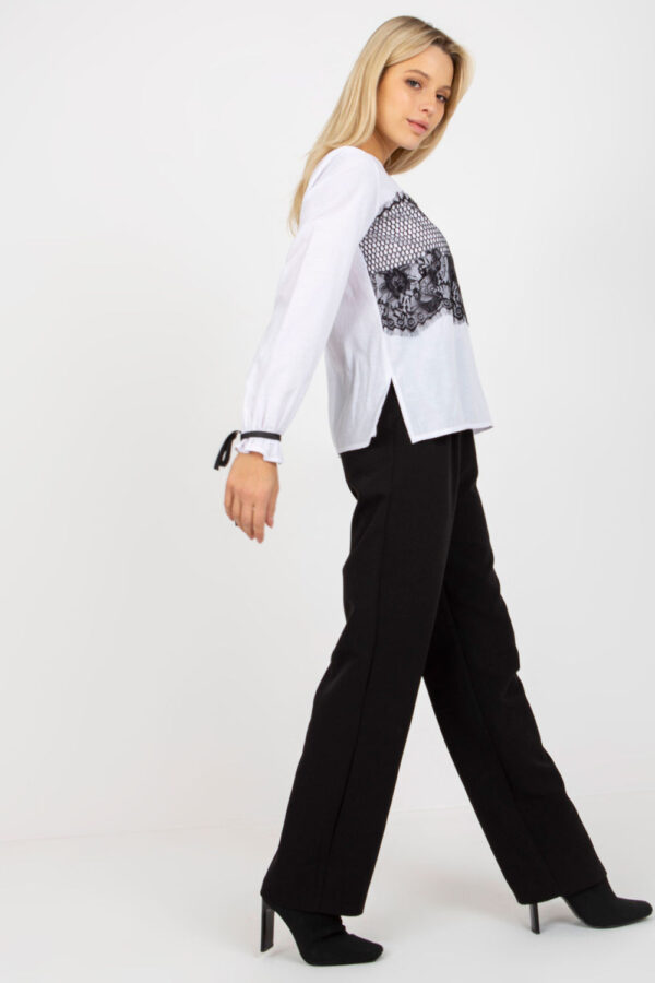 Blouse model 174462 Lakerta - Image 2