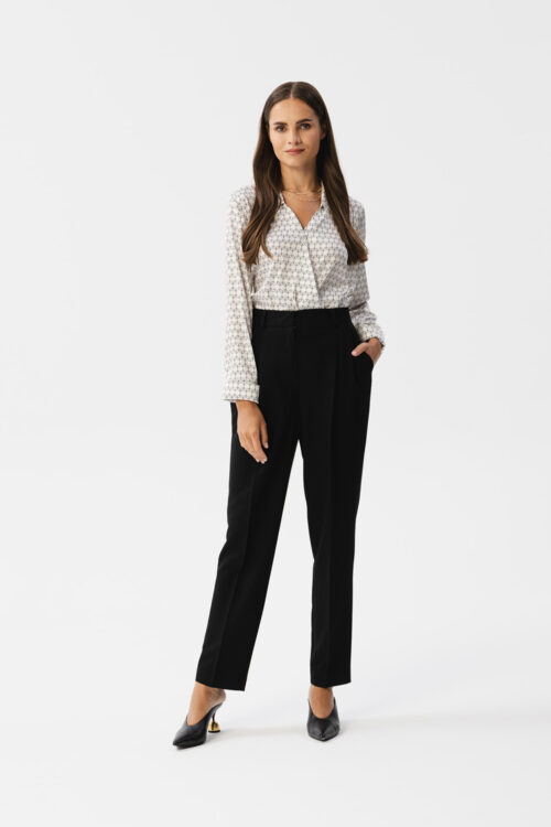 Women trousers model 185095 Stylove