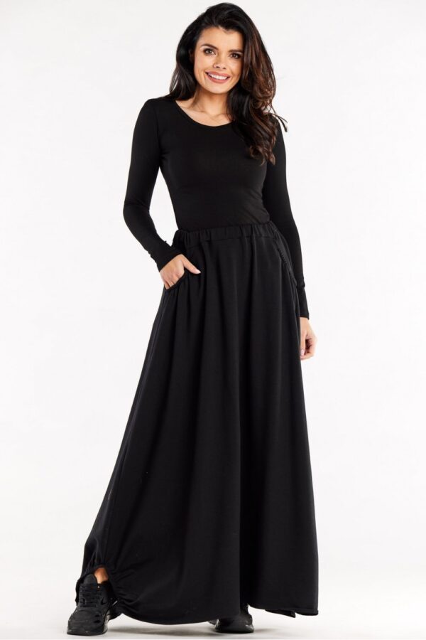 Long skirt model 188064 Infinite You
