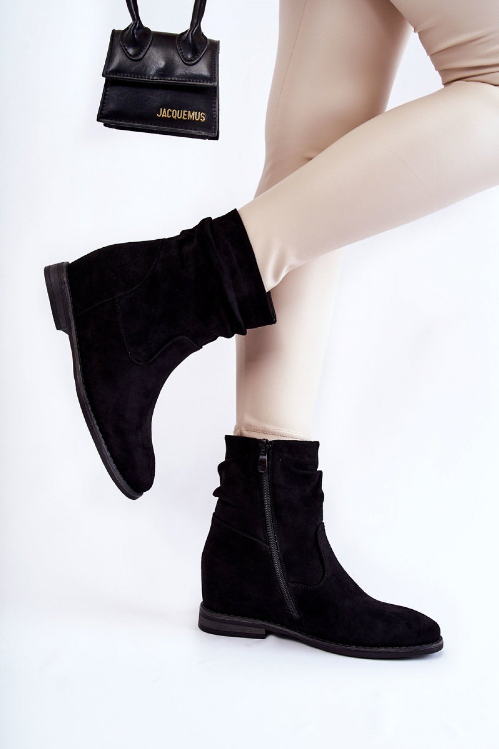 Buskin boots model 190710 Step in style