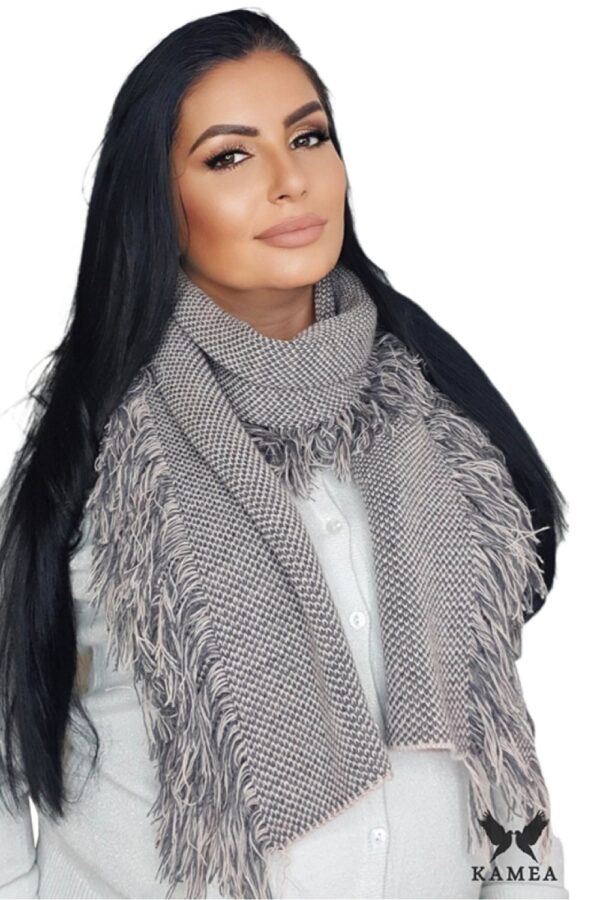 Shawl model 205625 Kamea