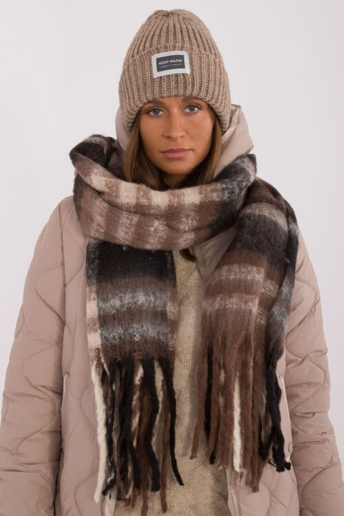 Shawl model 208269 AT