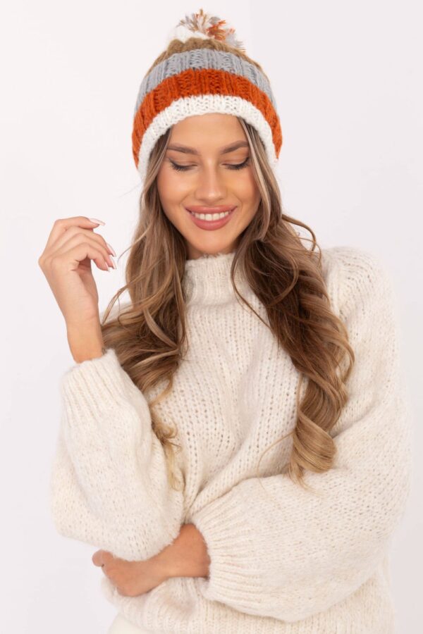 Cap model 208413 AT