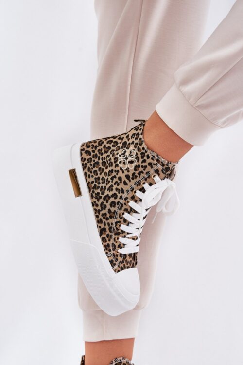 Sneakers model 211354 Step in style