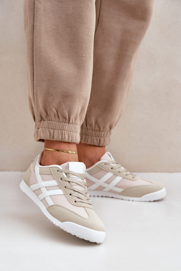 Sneakers model 206804 Step in style